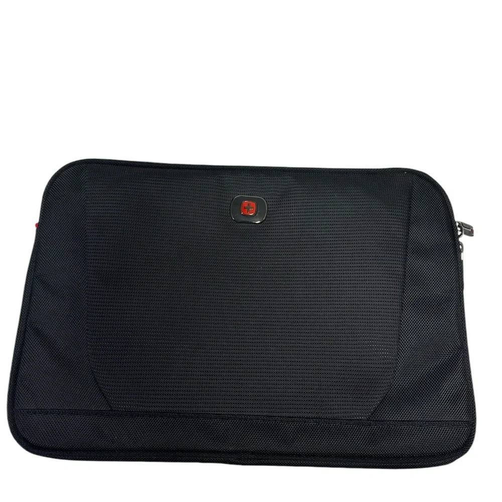 Swiss+Gear Wenger Beta 14 inch Slimline Laptop or tablet Sleeve Black !!